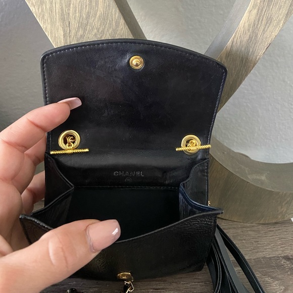 🖤⚜️ Chanel Pearl Crush Style Mini Wallet Chain is Crossbody or Shoulder 🖤⚜️ - Picture 7 of 11